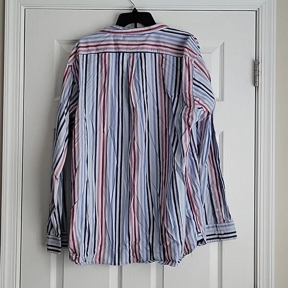 Gap Classic Pinstripe Men's Button Up Long Sleeve Shirt - Picture 7 of 13
